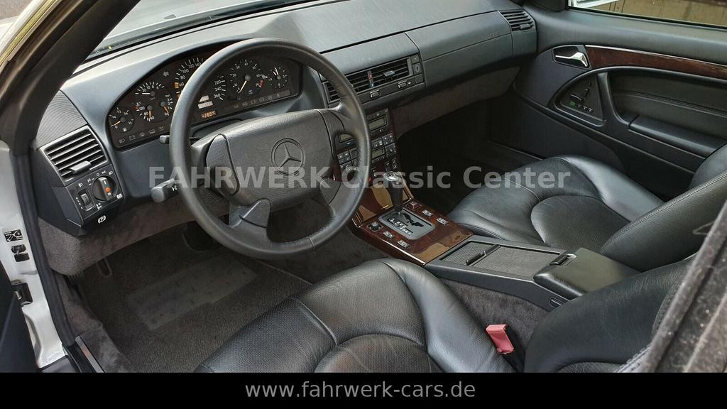 Mercedes-Benz SL 320