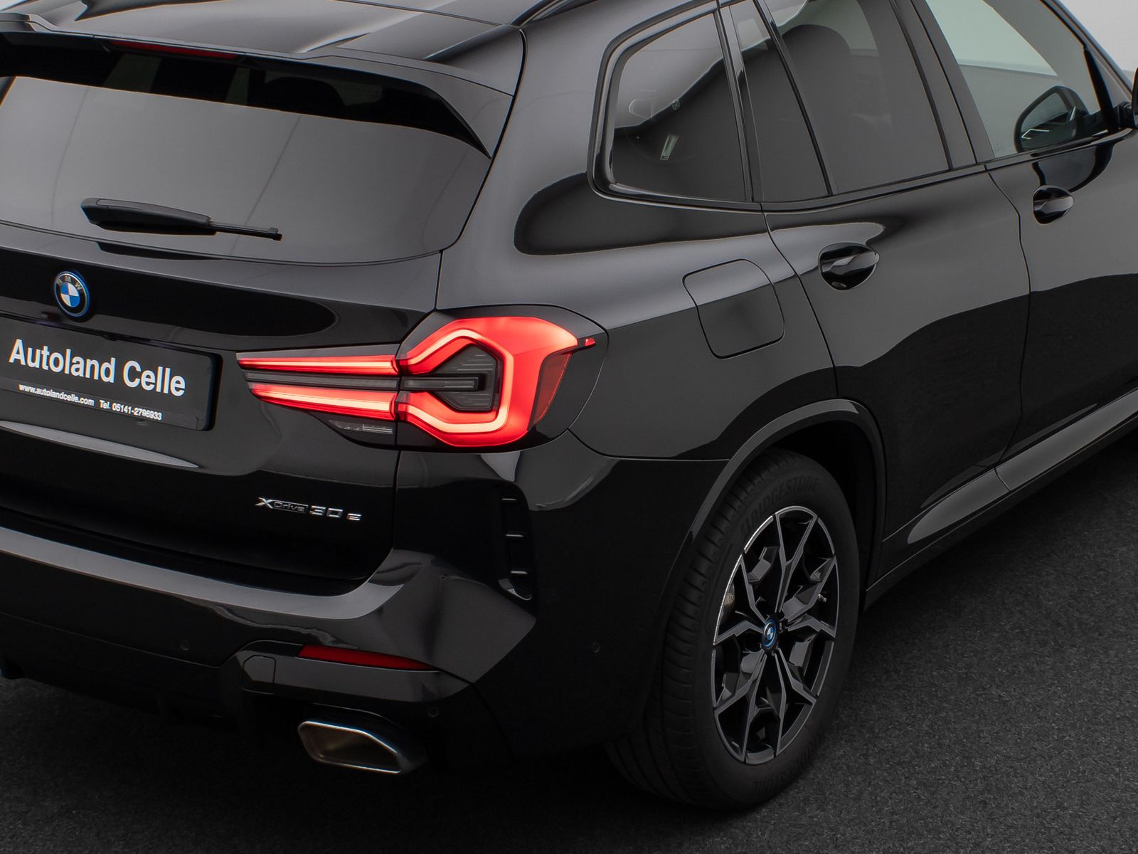 Fahrzeugabbildung BMW X3 xD30e M Sport 360° DAB HiFi AHK Leder 19Zoll