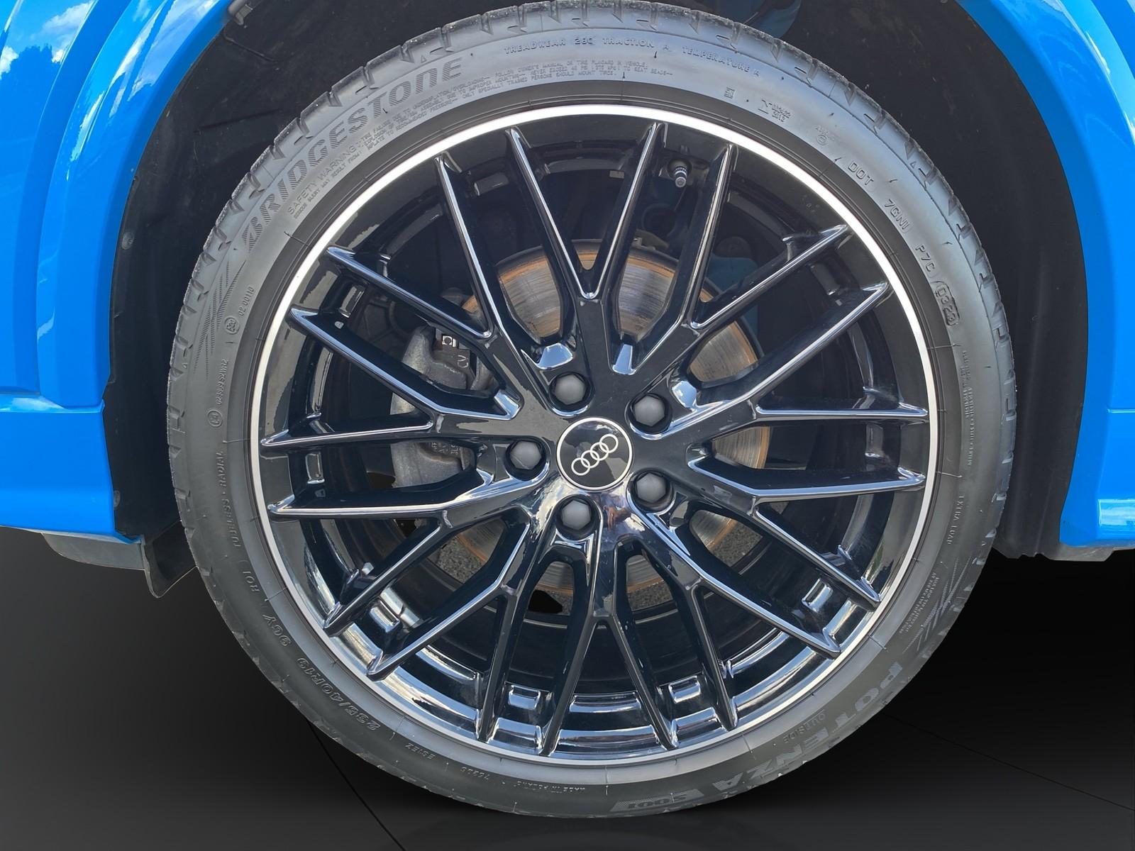Audi Q2 35 TFSI S-LINE +PANO+GRA+AHK
