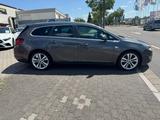 Opel Astra J 1,6 Sports Tourer Sport FINANZIERUNG - Opel Astra: F