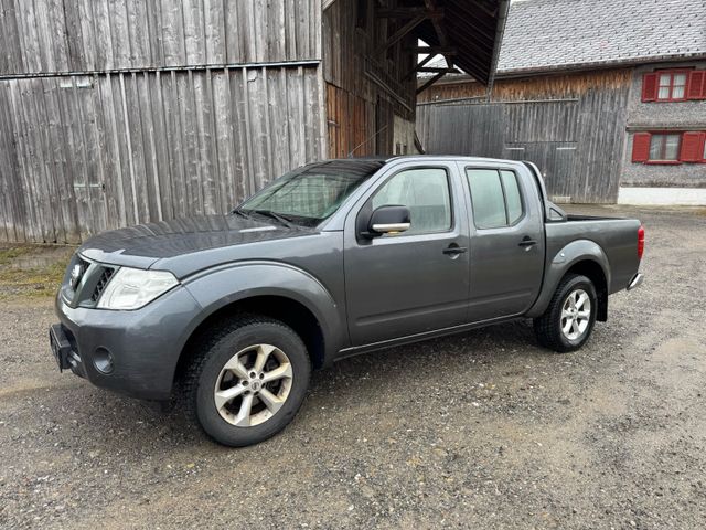 Nissan Navara Pickup Double Cab SE 4X4