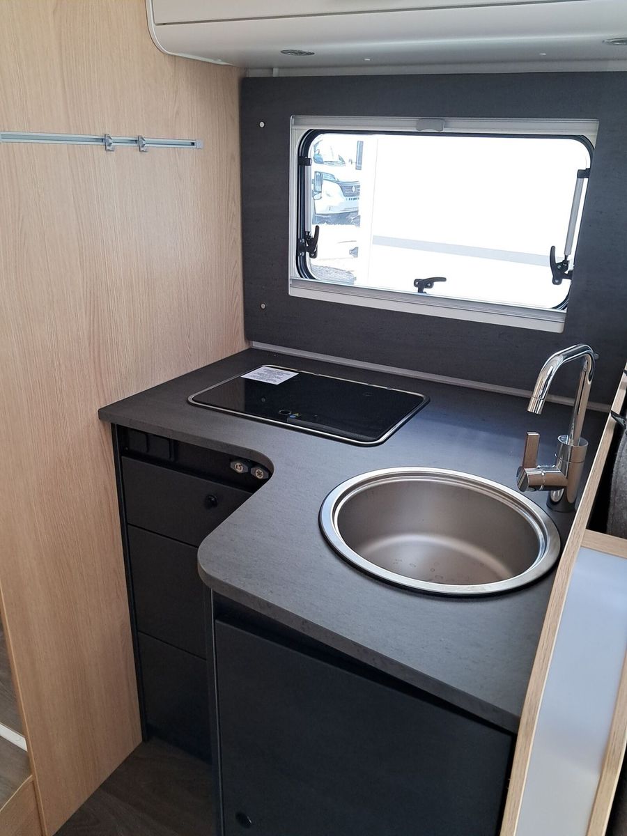 Fahrzeugabbildung Sunlight Adventure T Ford 680 BiXenon,Autom.Abwasserisol.