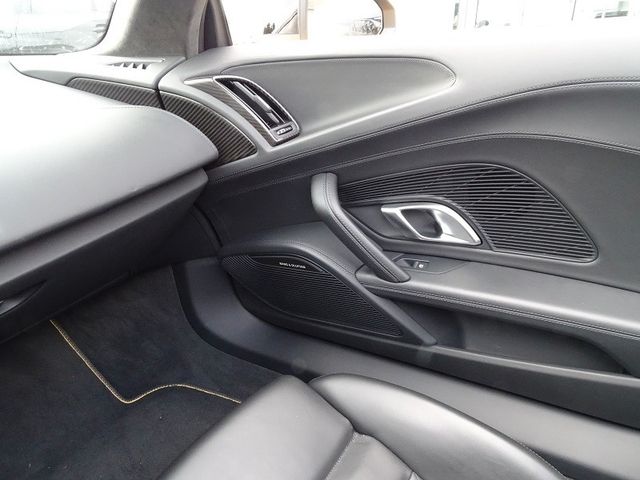 R8 Spyder 5.2 FSI performance quattro - Carbon