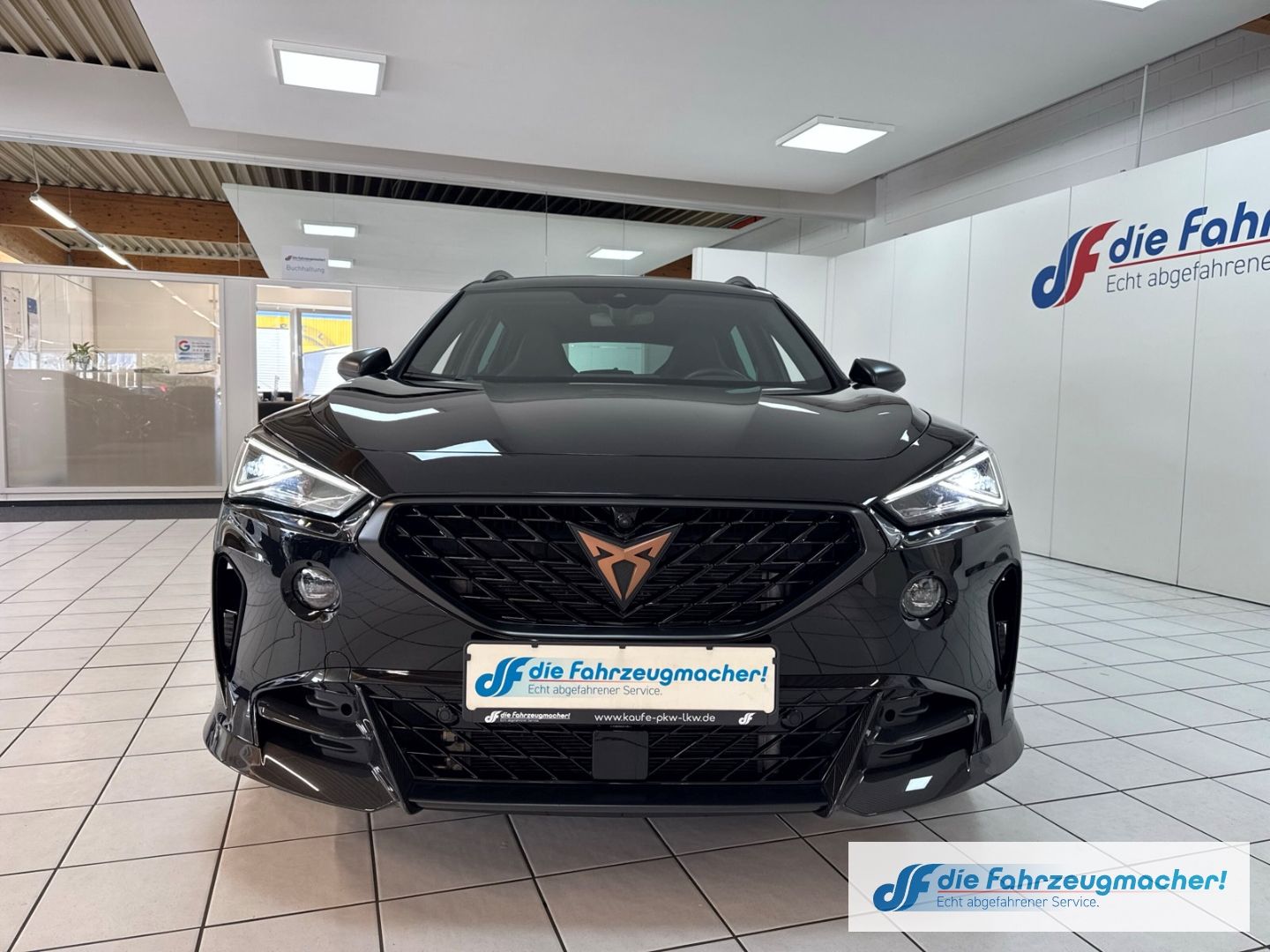 Fahrzeugabbildung CUPRA Formentor VZ5 4Drive AD Navi Leder Digitales Coc