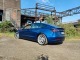 Tesla Model 3 Long Range USS/8 fach bereift - Tesla Model 3 in Essen