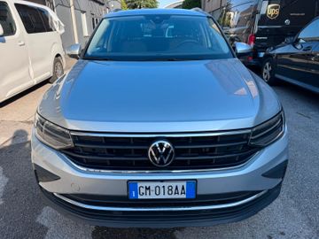 Volkswagen Tiguan - 3