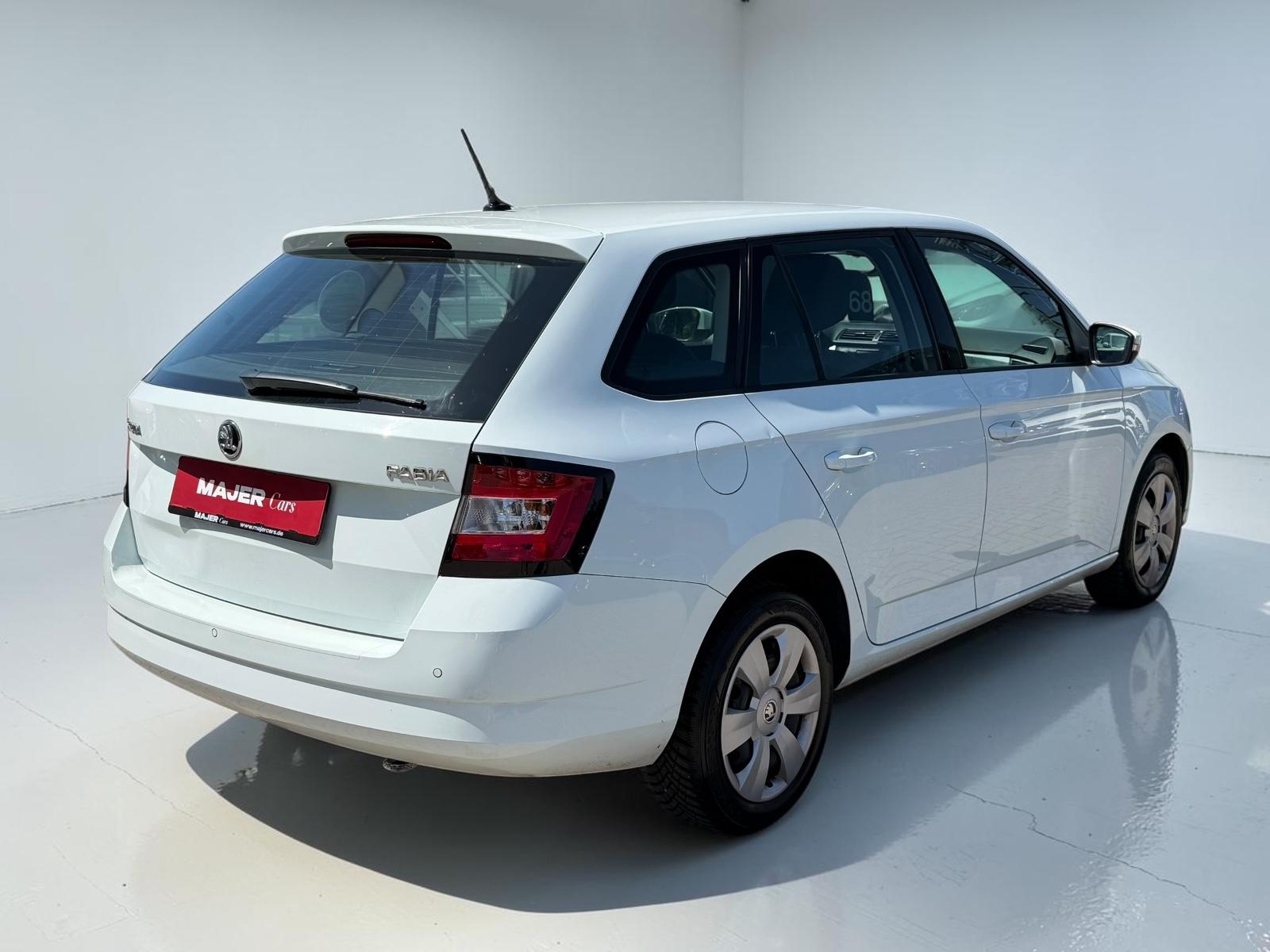 Skoda Fabia 2015 — photo 9