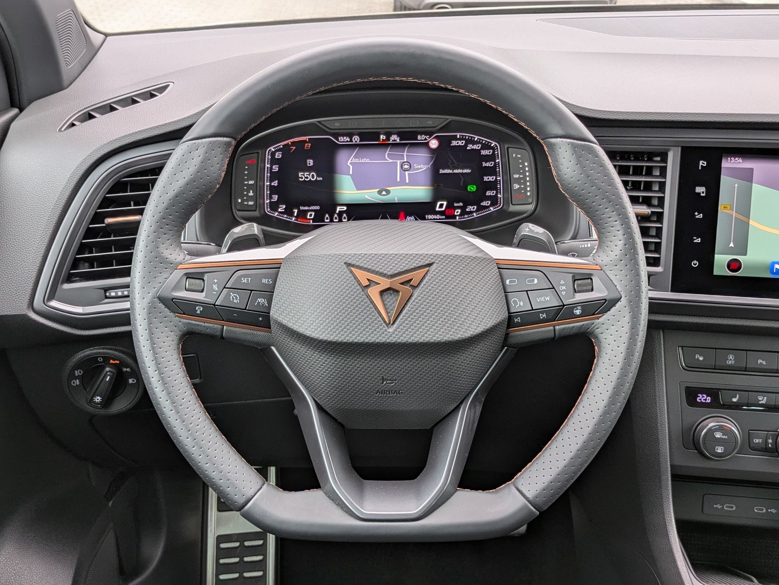 Fahrzeugabbildung CUPRA Ateca 1.5 TSI DSG AHK*LED*ACC*APP*KAMERA*19"
