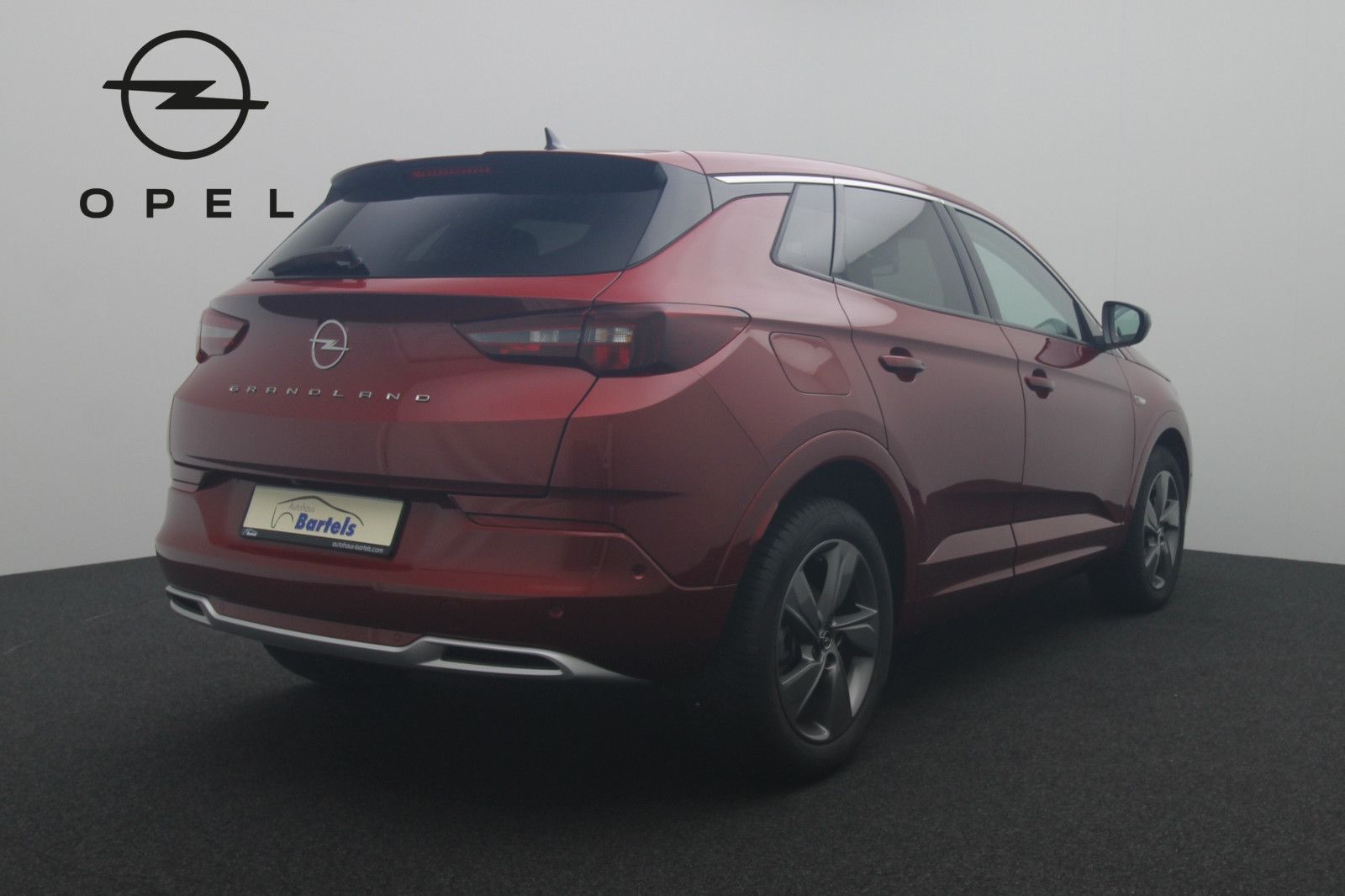 Fahrzeugabbildung Opel Grandland X 1.2 Elegance