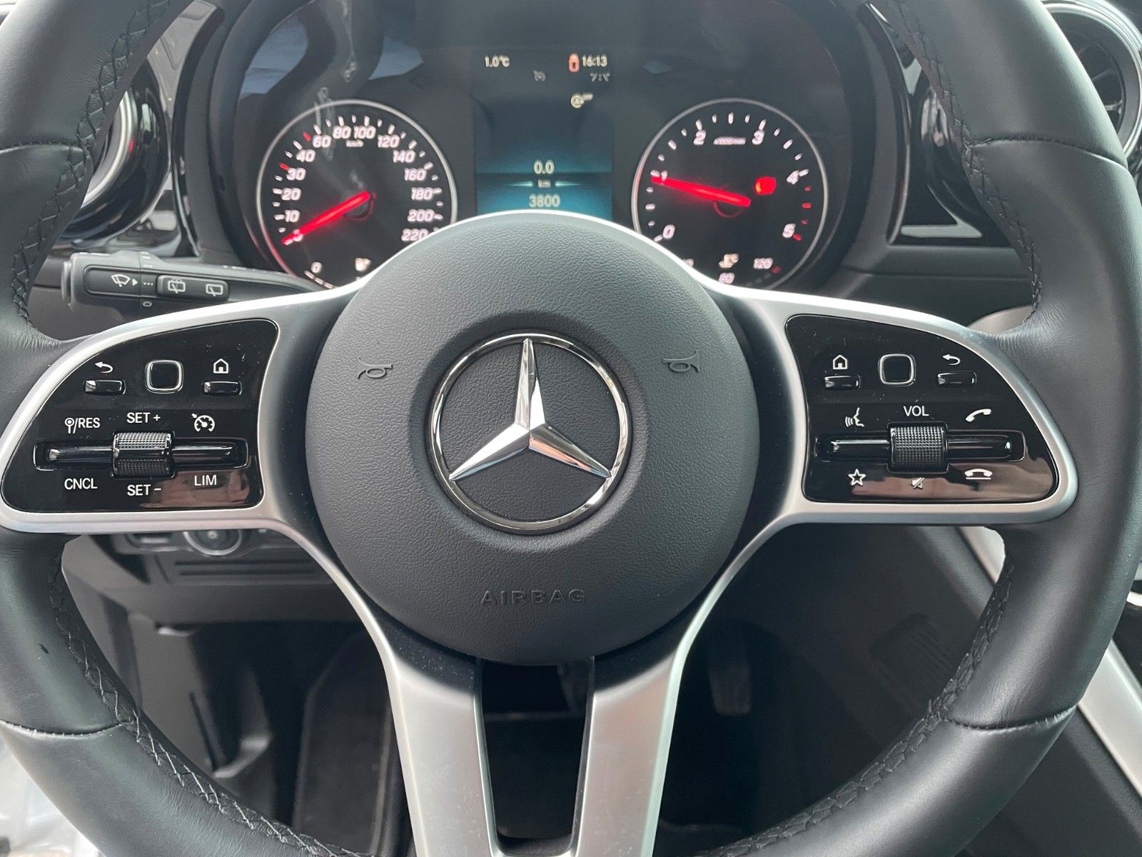 Fahrzeugabbildung Mercedes-Benz T 180 d Progressive Edition Kamera LED MBUX SHZ