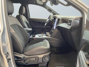 Volkswagen Amarok - 10
