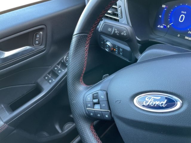 Fahrzeugabbildung Ford Kuga 1.5 EcoBlue ST-Line Autom. AHK, Navi,