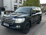 Toyota Land Cruiser LC200 V8 Diesel | Facelift-Optik  - Toyota Land Cruiser in Hannover