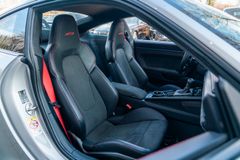 PORSCHE 992 GT3/ 1. HAND/ LIFT/ KAMERA/ APPROVED/ BOSE PORSCHE 992 GT3/ 1. HAND/ LIFT/ KAMERA/ APPROVED/ BOSE