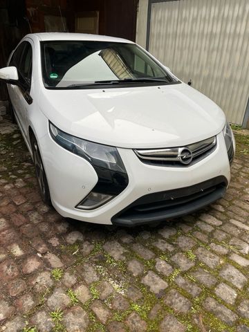 Opel Ampera hybrid Elektrofahrzeug 2012