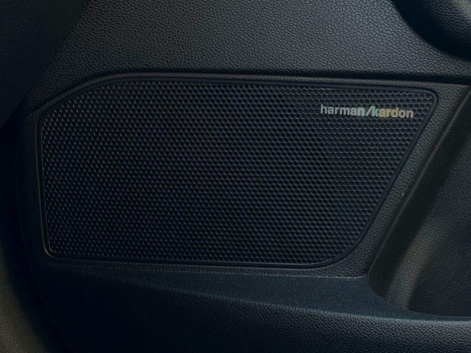 Fahrzeugabbildung Kia Optima SW 1,6 T-GDI DCT GT Pano H&K ACC SHZ LHZ