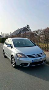 Volkswagen GOLF PLUS 1.9TDI TOUR PDC SEHR GEPFLEGT - Volkswagen Golf Plus in Bielefeld