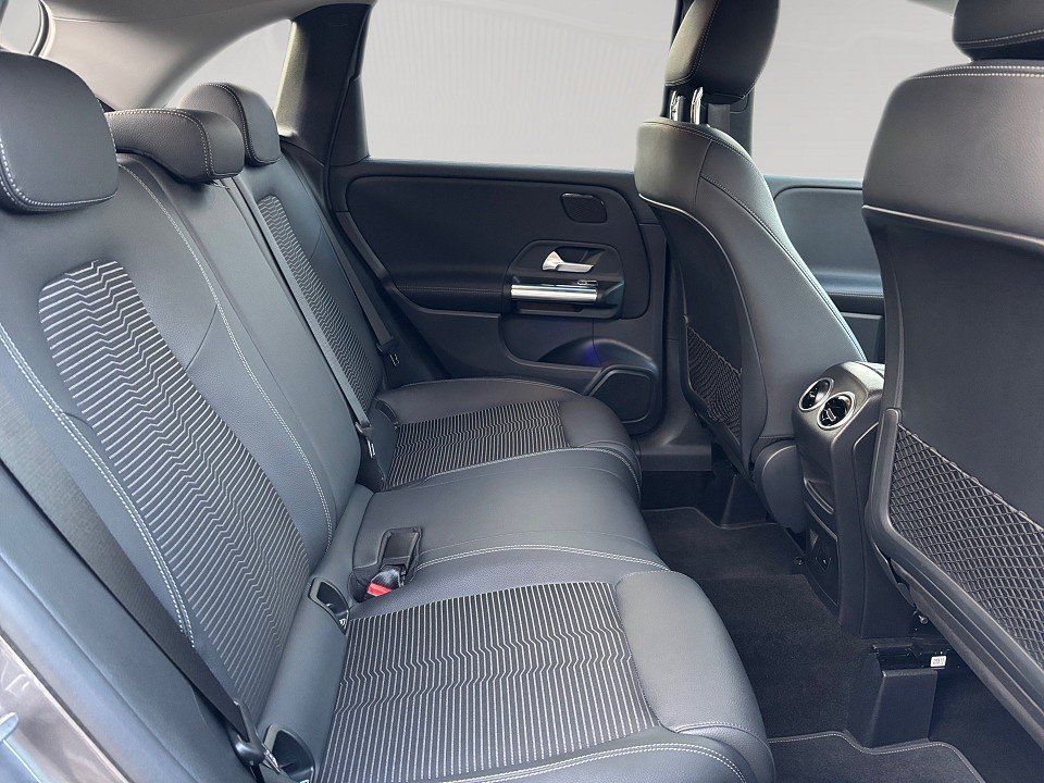 Fahrzeugabbildung Mercedes-Benz B 250 Progressive 4Matic