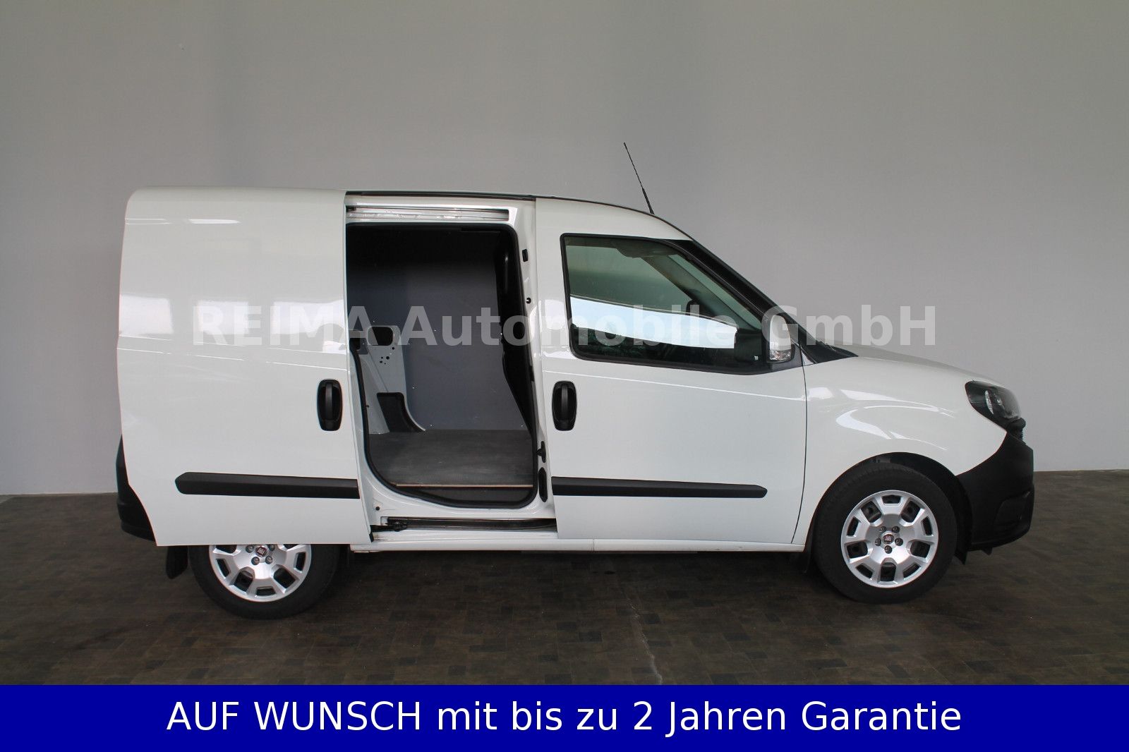 Fahrzeugabbildung Fiat Doblo Doblò SX 1,6 D  Kasten, Klima, Apple Car