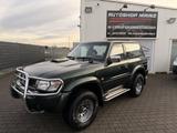 Nissan Patrol 3.0 GR Luxury **Sehr gepflegt** - aus 2000: Geländewagen