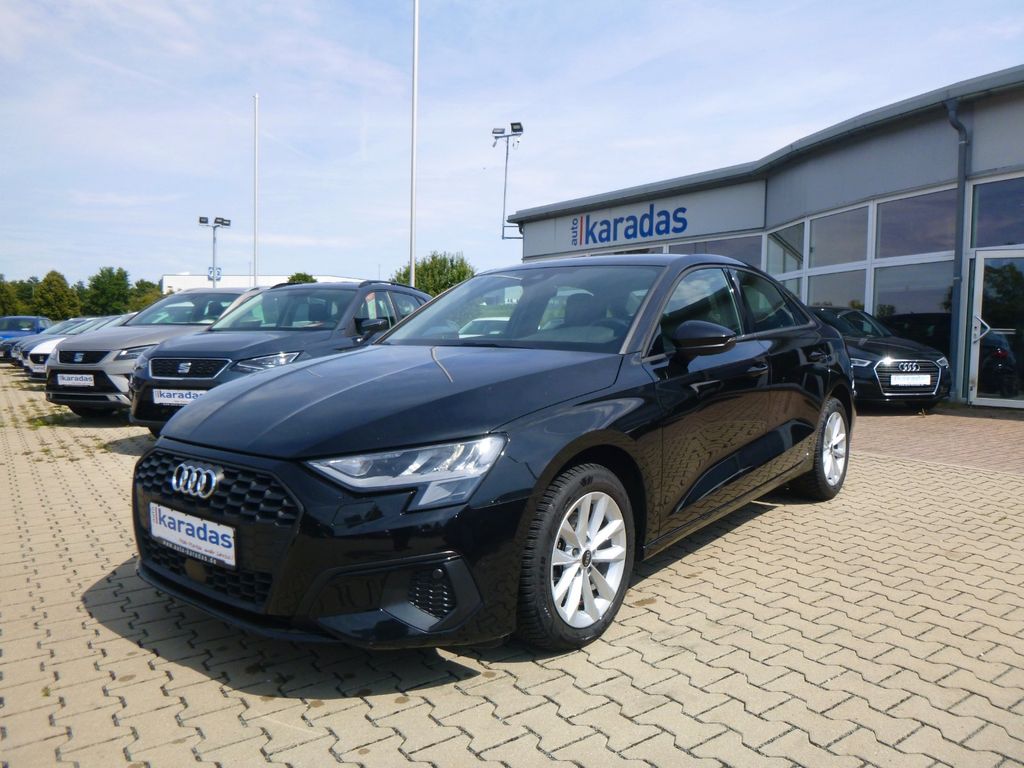 Audi A3 Limo 30 TDI >AUT/NAVI/Sitzheiz/PDC<