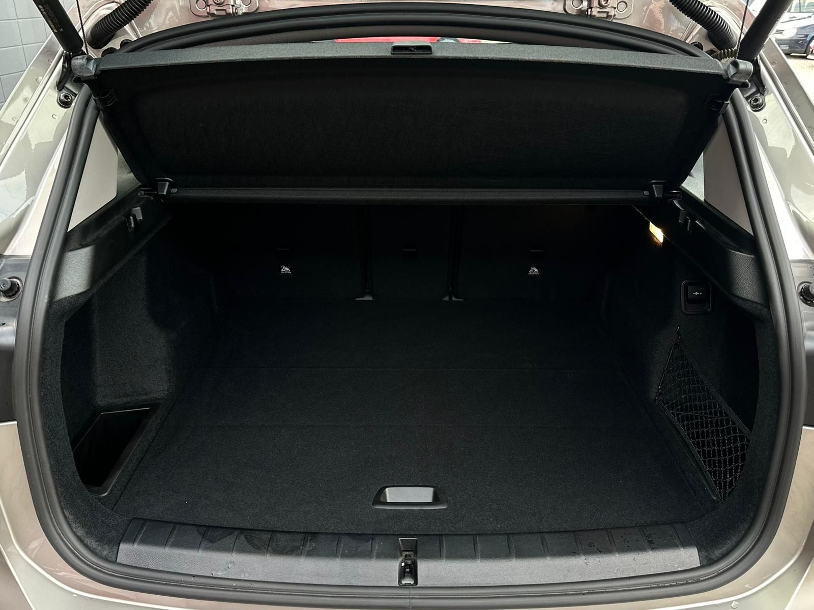 BMW X1 sDrive20i ADVANTAGE* SHZ#HUD#NAV#TEMP#KEYLESS - Image 7