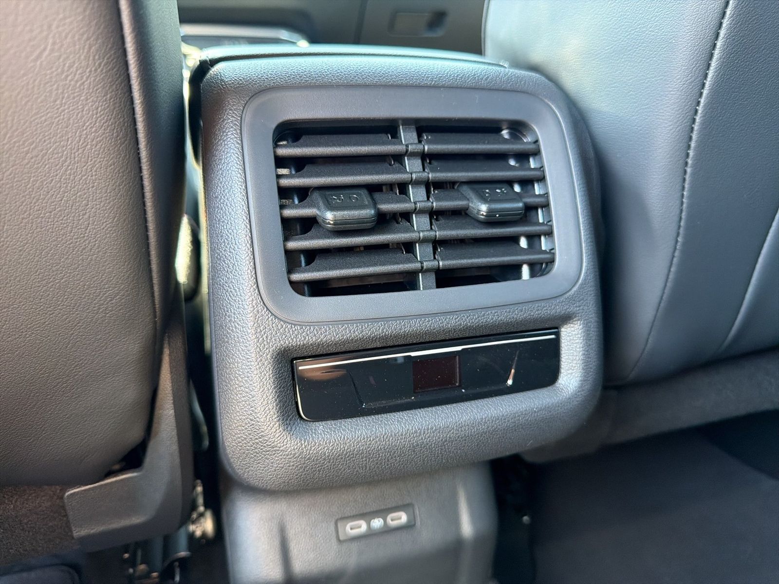 Volkswagen T-Roc - Bild 21