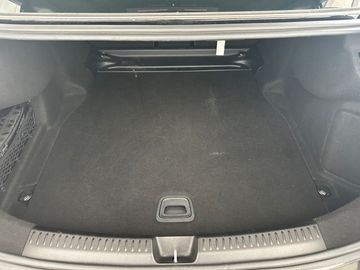 Mercedes E 220 - 6