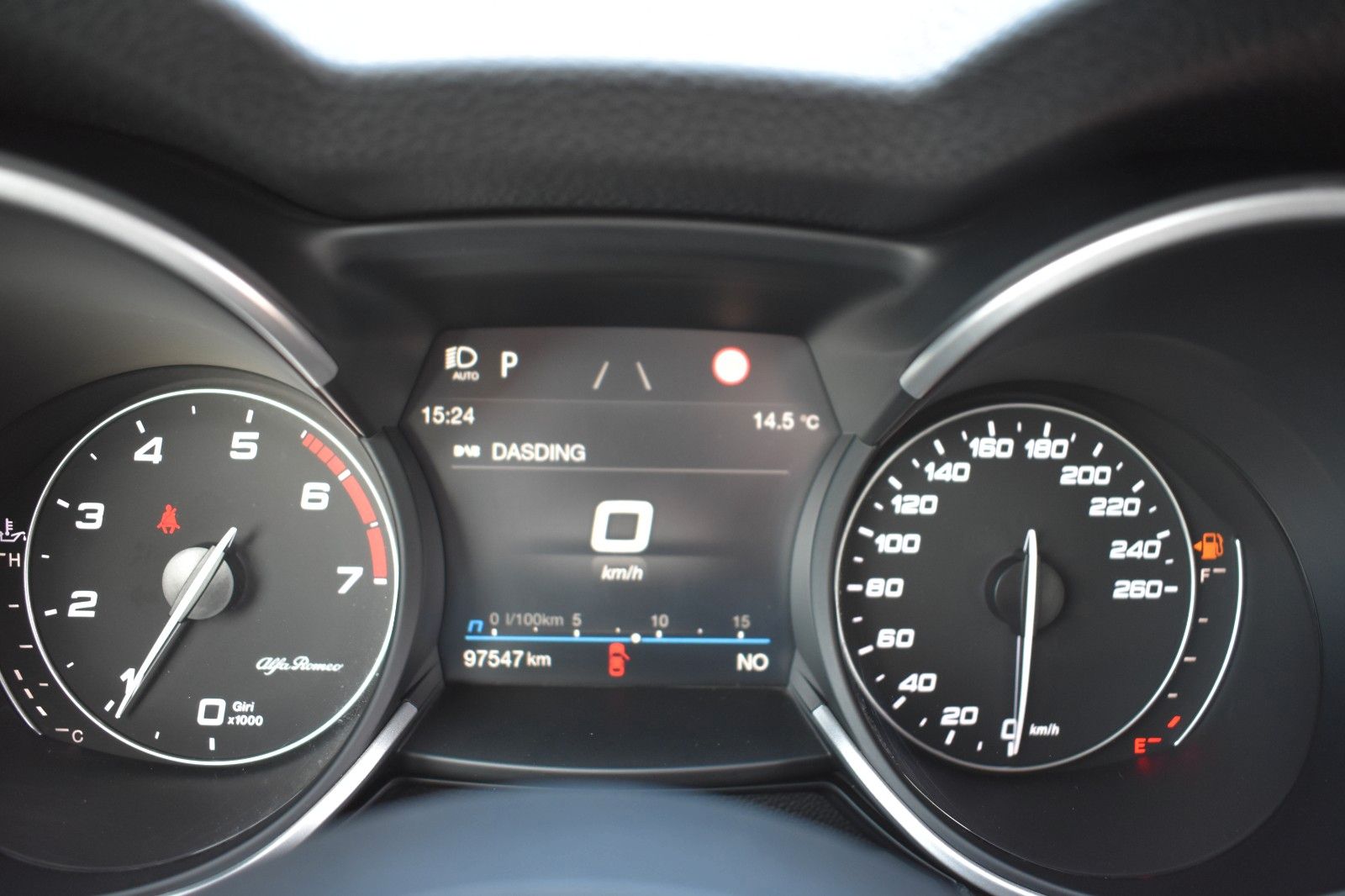 Fahrzeugabbildung Alfa Romeo Stelvio Super Q4 Keyless Go AHK