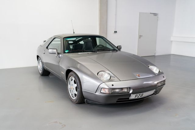 Porsche 928 GT