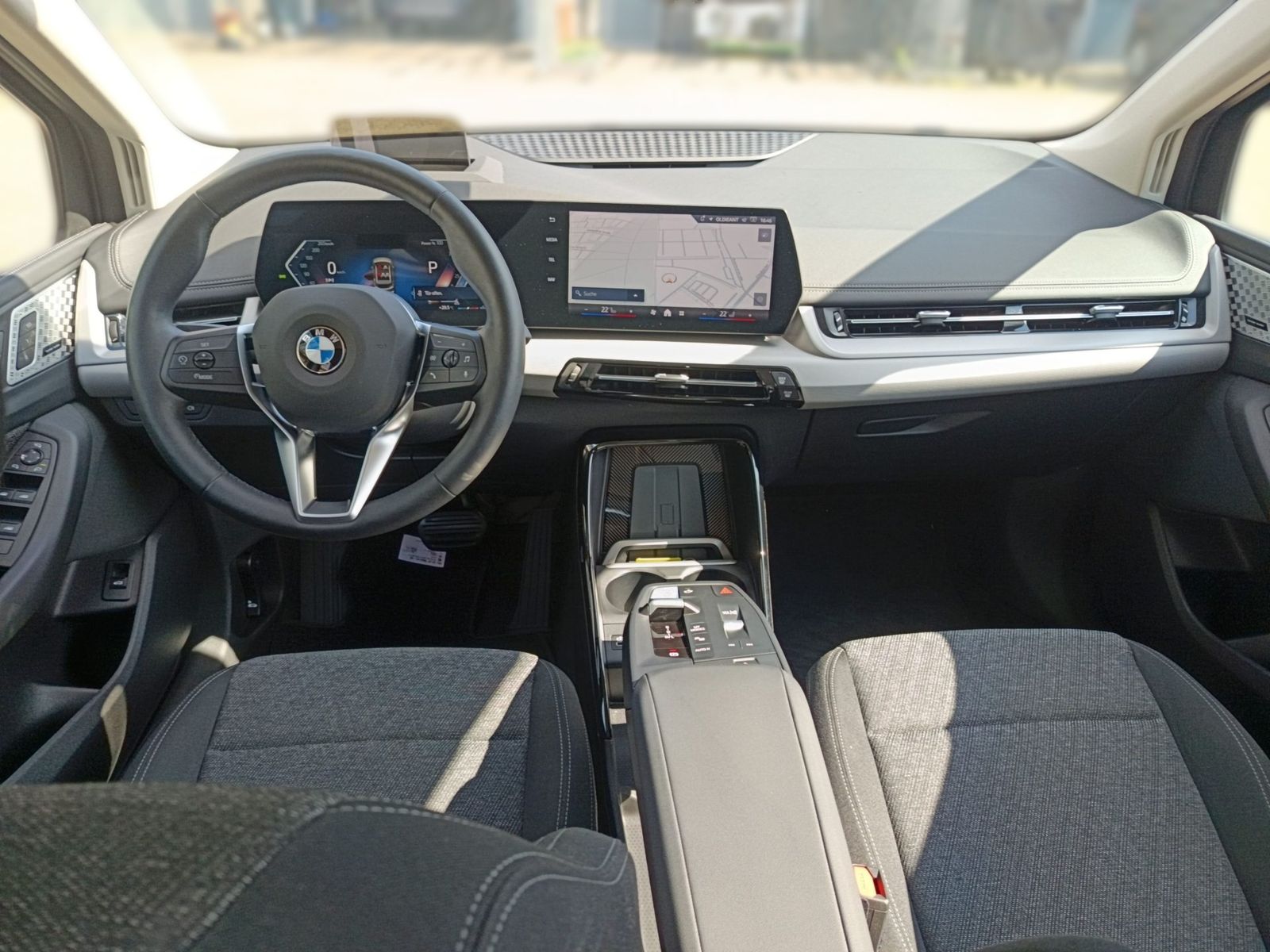 BMW 218 Active Tourer - Bild 23