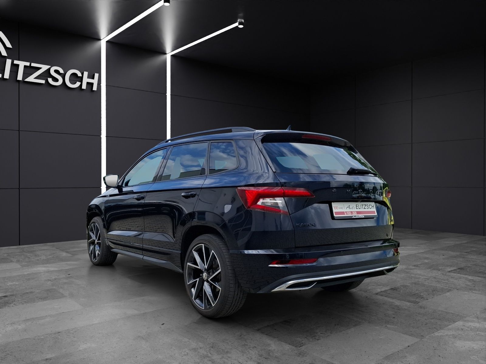 Fahrzeugabbildung SKODA Karoq TSI Sportline DSG 4x4 LED AHK Navi PANO AC