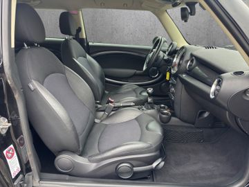 MINI Clubman Cooper SD Navi+Xenon+Sitzhzg, Bild 23