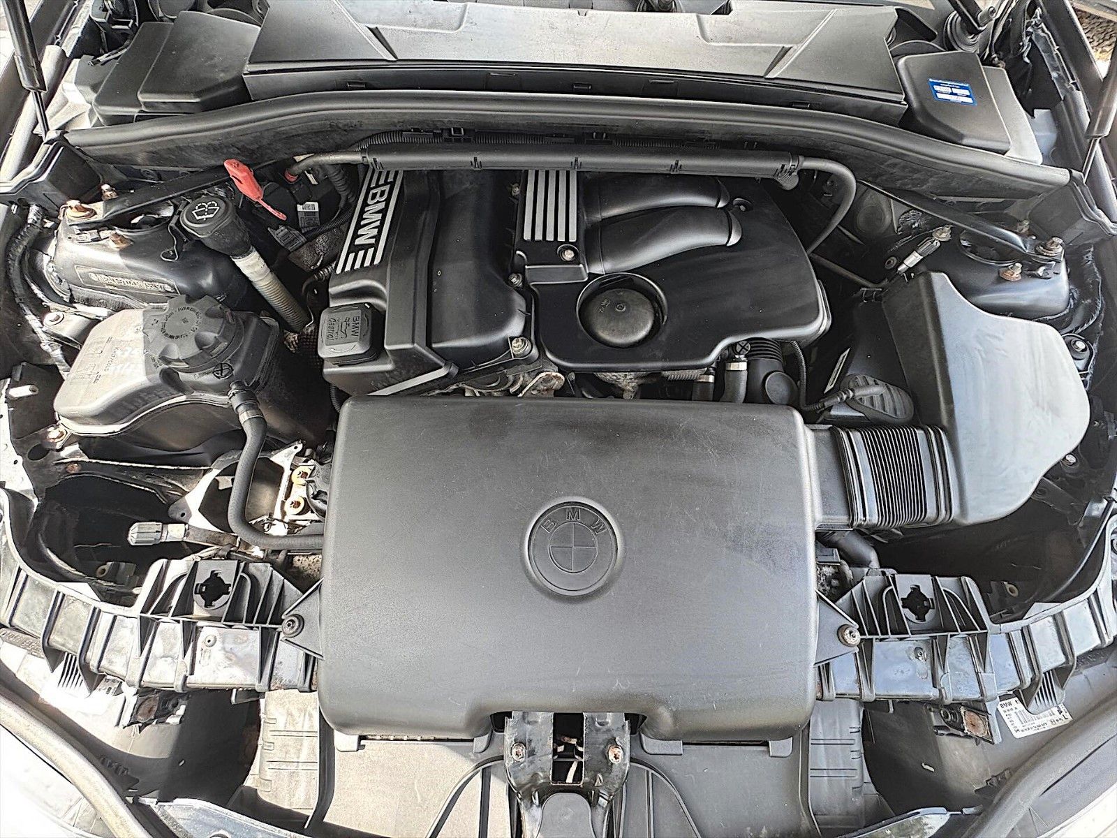 Fahrzeugabbildung BMW 120i Sport *TÜV Neu*Klima*Tempomat*Export Preis*