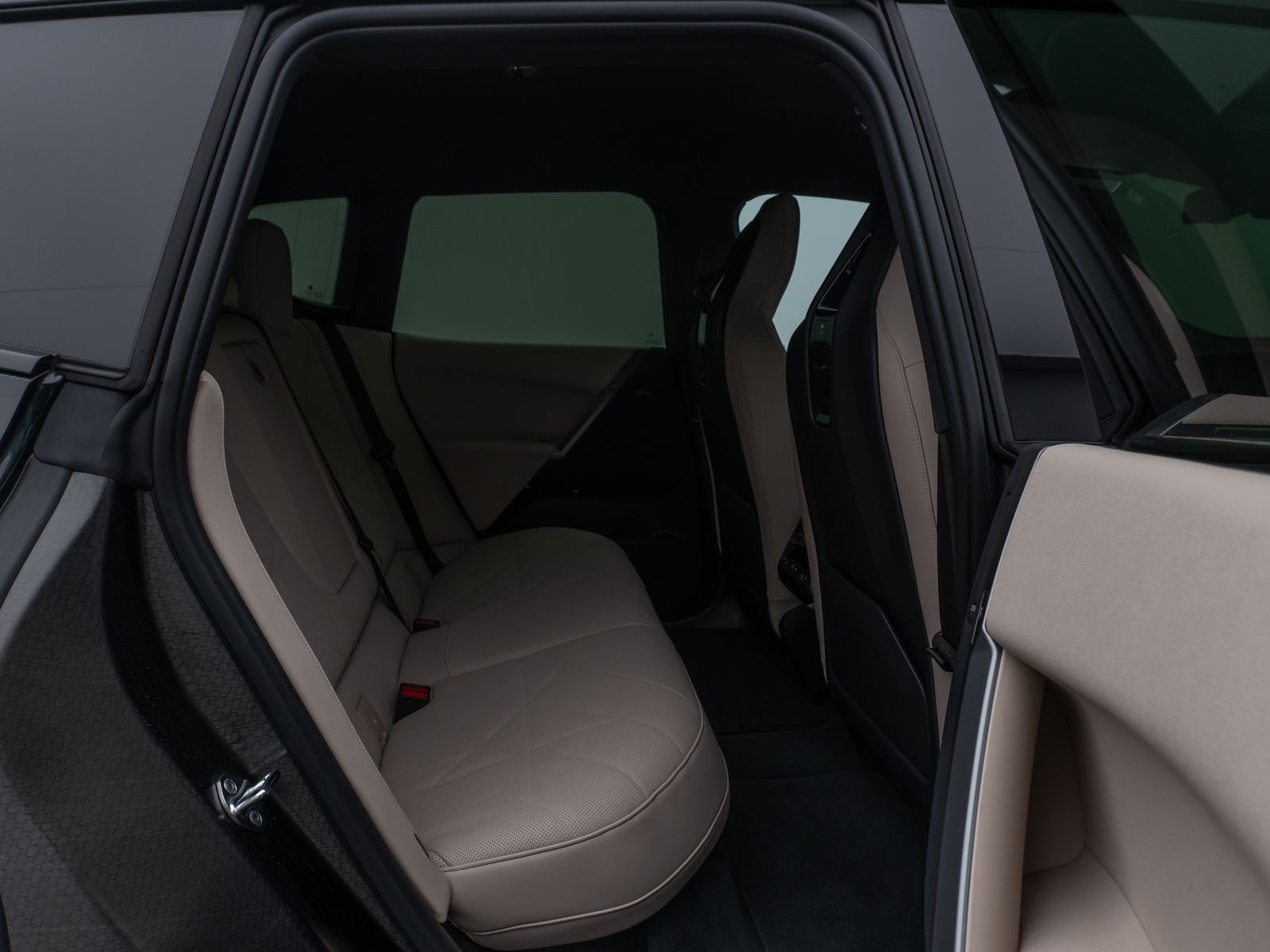 Fahrzeugabbildung BMW iX xD40 Laser 360°DAB H/K SoftCl ACC AHK Sport