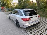 Mercedes-Benz C 63 AMG Mercedes-AMG C 63 T Mercedes-AMG - silberne Mercedes-Benz C 63 AMG
