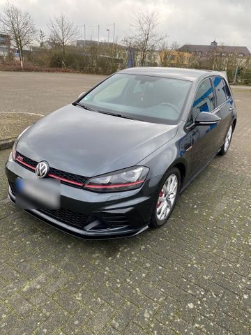 Volkswagen Golf VII GTI Clubsport 2.0 TSI