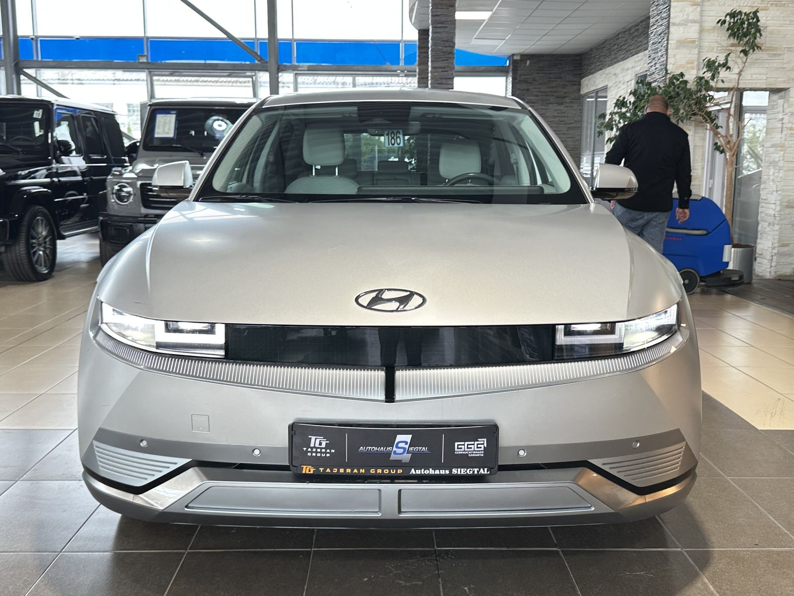 Hyundai Ioniq 5 Techniq 4WD Navi NSCC Leder Wärmepumpe imagem 2