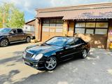Mercedes-Benz E 63 AMG*NAVI*XENON*VOLLAUSSTATTUNG*SERVICE NEU