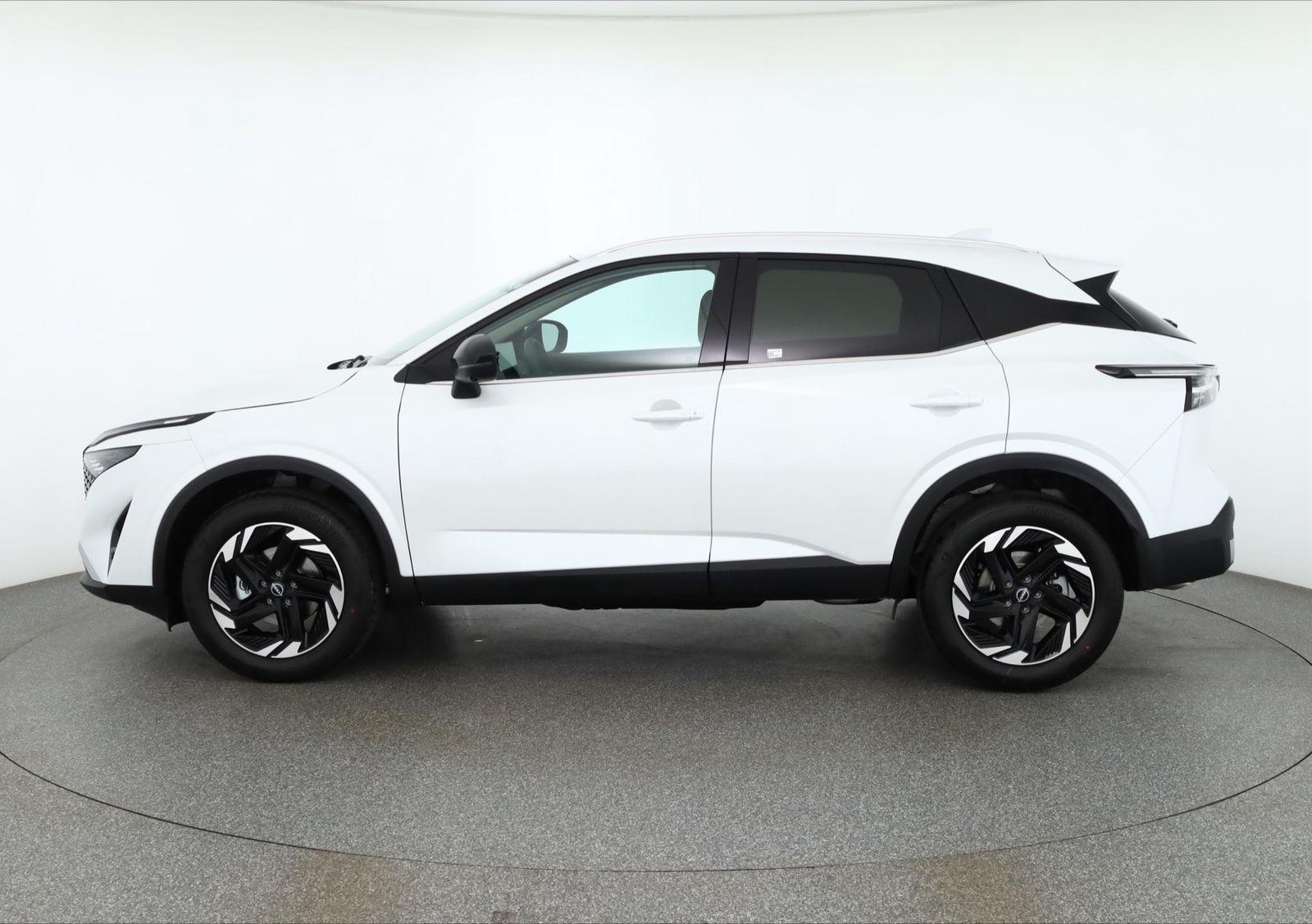 Nissan Qashqai N-Connecta 1.3 Dig-T Aut. LED ACC Navi K imagem 2