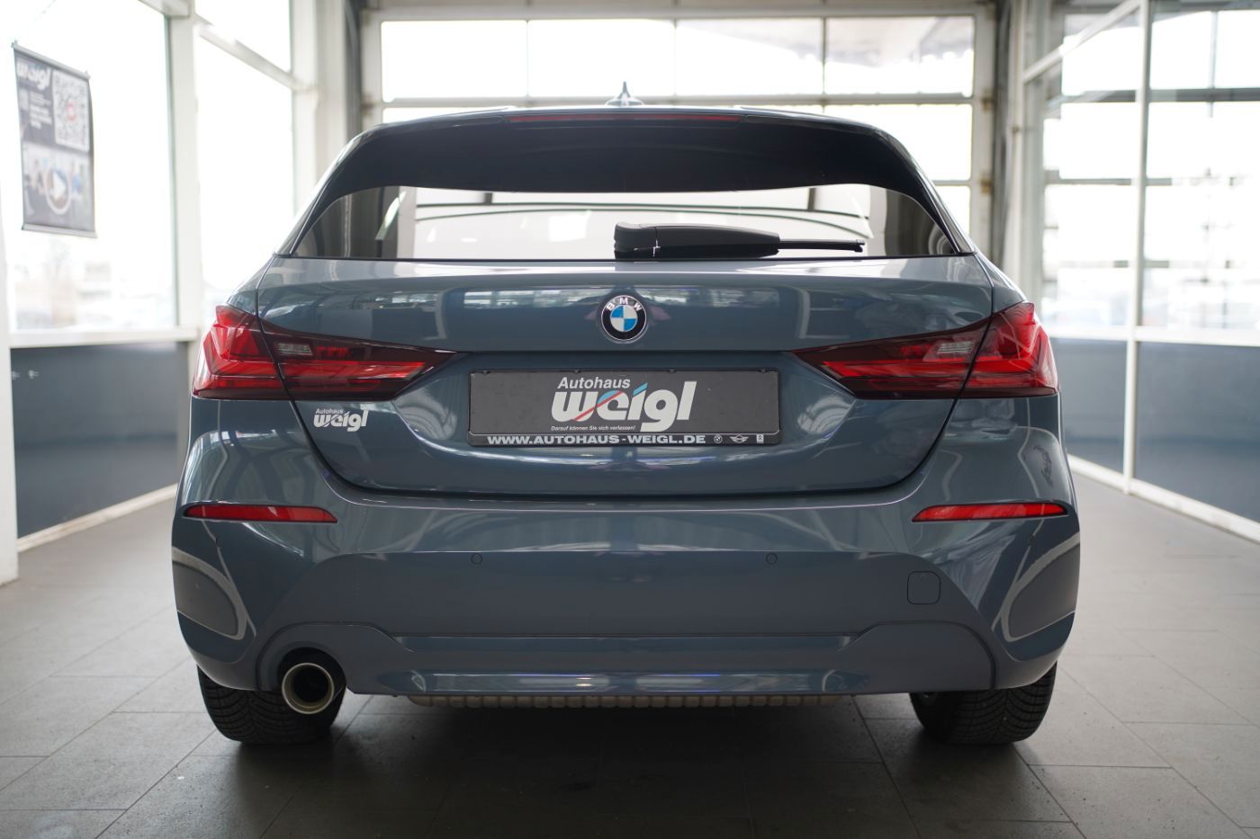 Fahrzeugabbildung BMW 118iA Advantage +LiveCockpitProf+Multi-Sport-Len