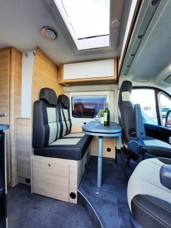 Fahrzeugabbildung Roadcar R 600 Tageszulassung 8.746 € sparen