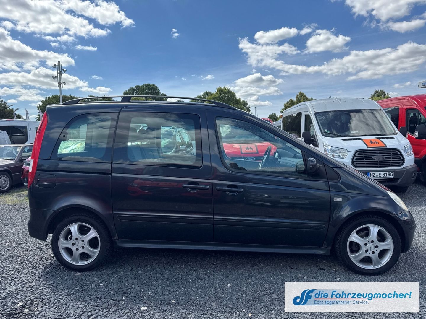Fahrzeugabbildung Mercedes-Benz Vaneo Compact Van El. Panodach Leder *EXPORT