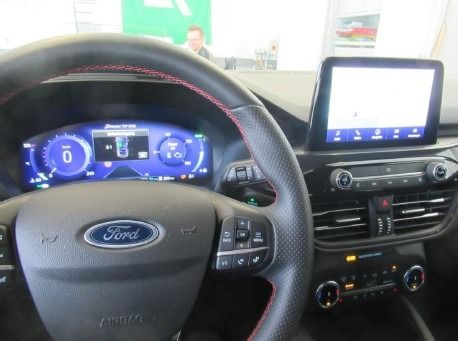 Fahrzeugabbildung Ford Kuga Plug-In Hybrid ST-Line X BODY-STYLE-PAKET