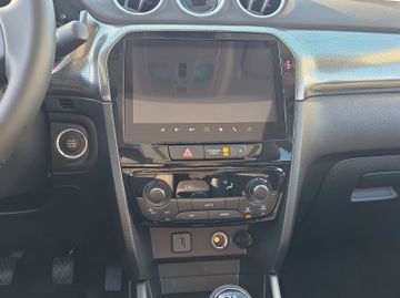 Fotografie 12 des Suzuki Vitara Hybrid Comfort+ Keyless PDC vo. & hi. SHZ