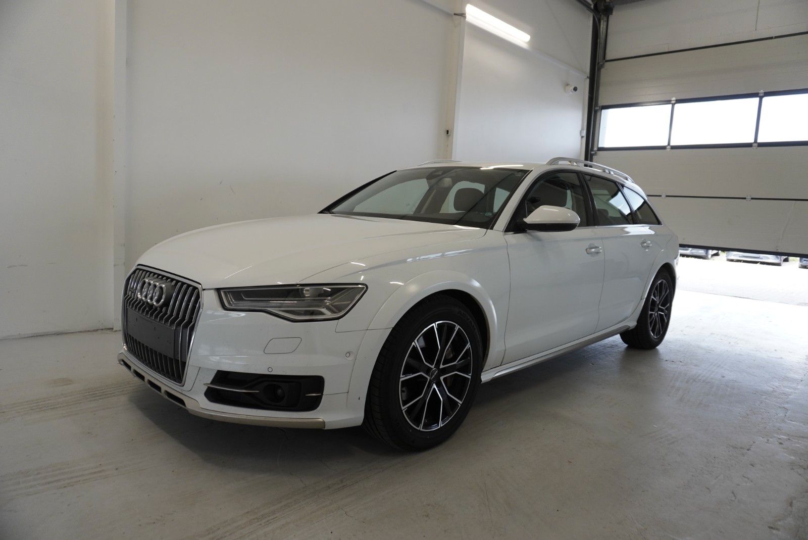 Audi A6 - 1