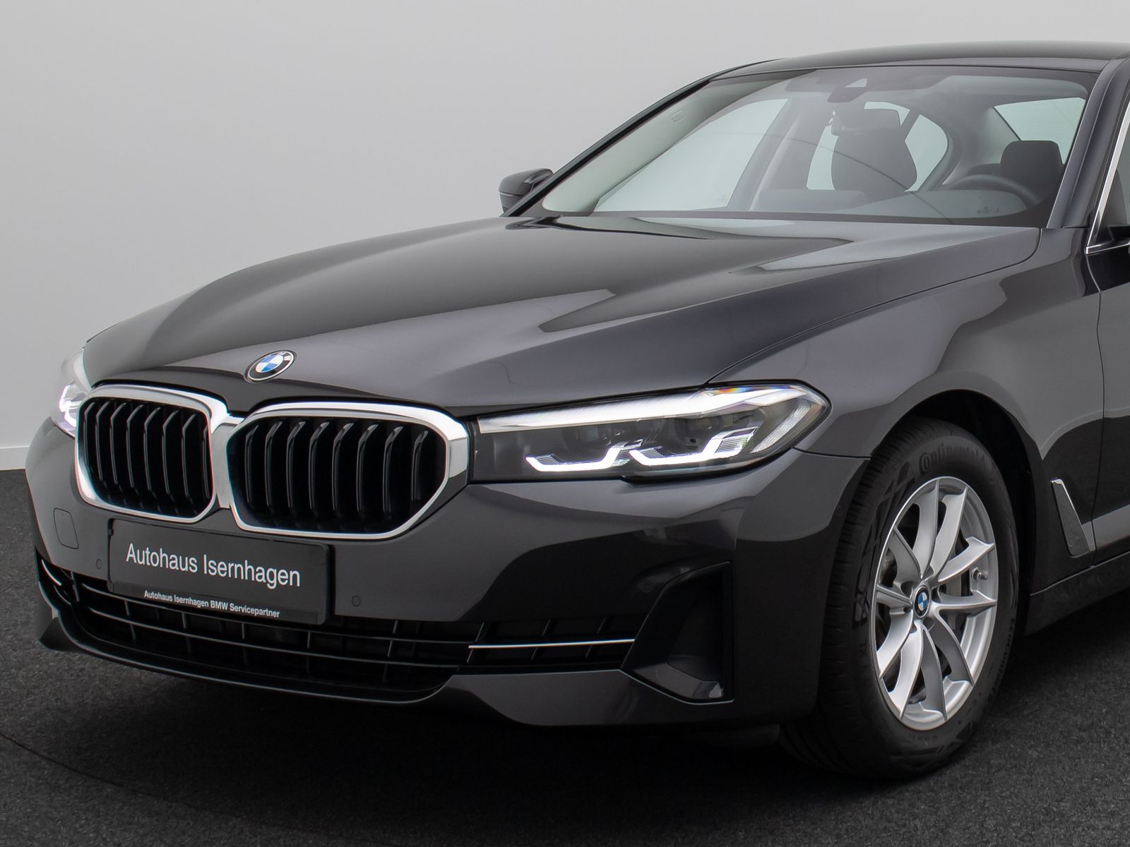 Fahrzeugabbildung BMW 530i DriveAss Alarm DAB Kamera CoickpitPro WLAN