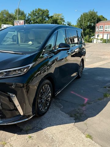 Lexus LM 350h Luxury