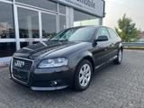 Audi A3 1.4 TFSI Ambiente*Automatik*Tempomat*Klimaaut - Audi A3 mit Benzin-Antrieb: Kleinwagen, 1.4