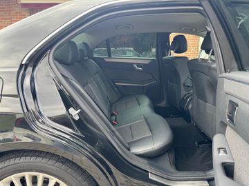 Mercedes E 250 - 12